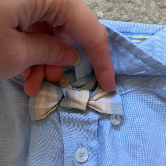 Hartstrings Kitestrings Baby Blue Christmas Buttondown Bodysuit 12 Months Tie - Picture 4 of 12